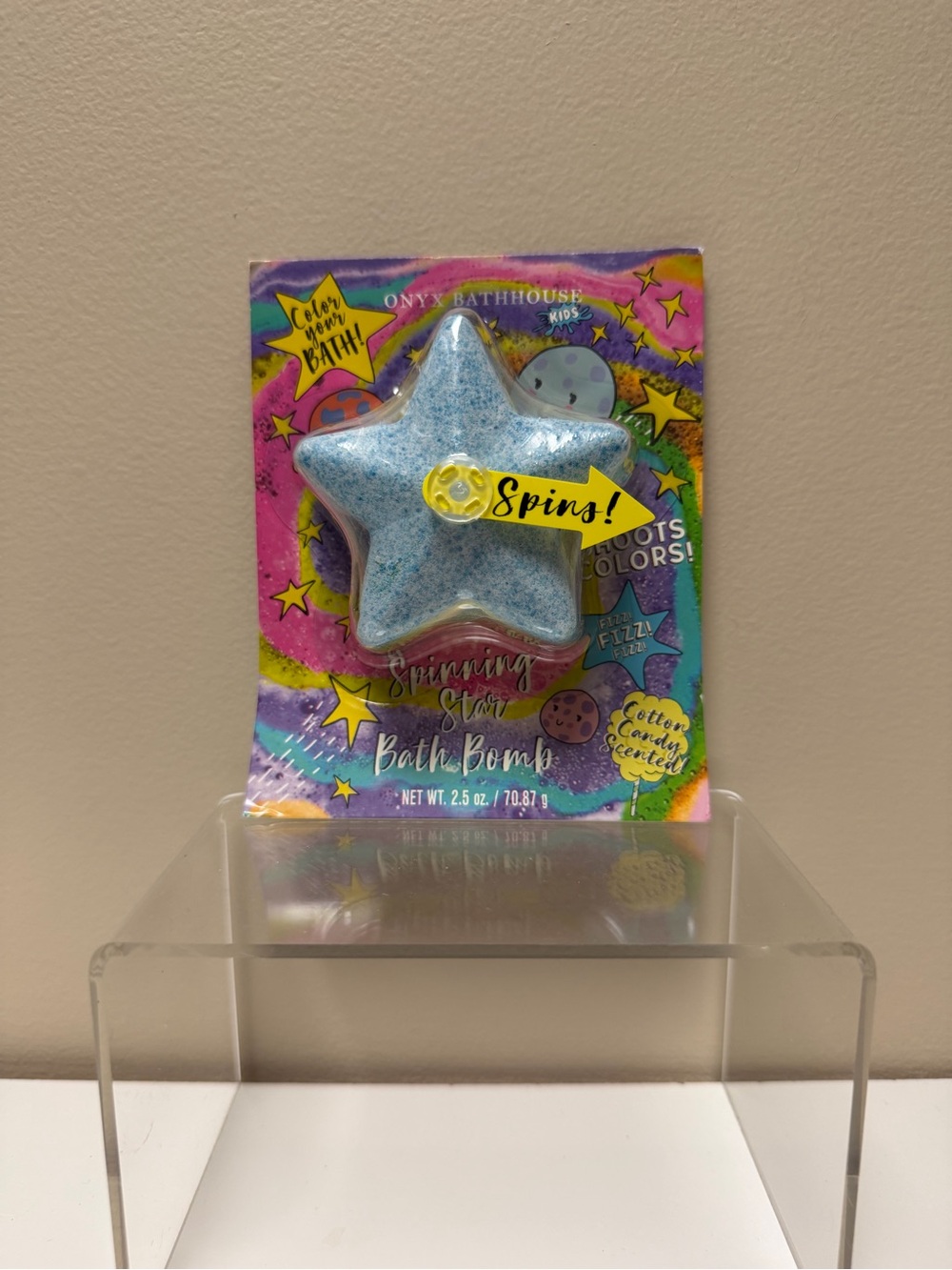 Kids Spinning Star Bath Bomb by Onyx Bathhouse